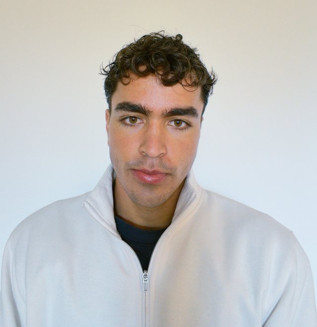 Lewis, founder of Convayro